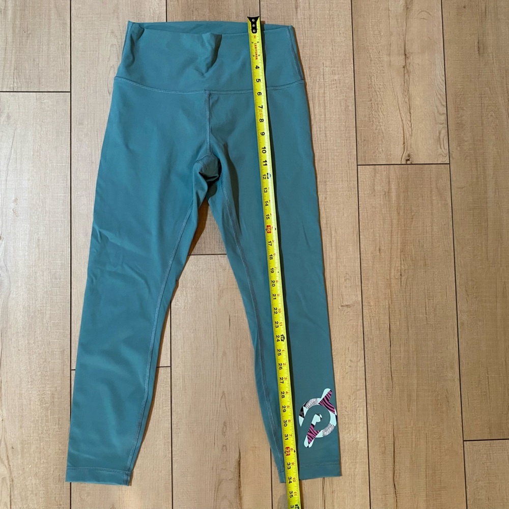 Lululemon x Peloton Leggings - Green, Size M - Picture 8 of 12